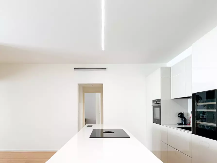 Immagine 4 di Appartamento in vendita  in Via Ugo Foscolo a Albignasego