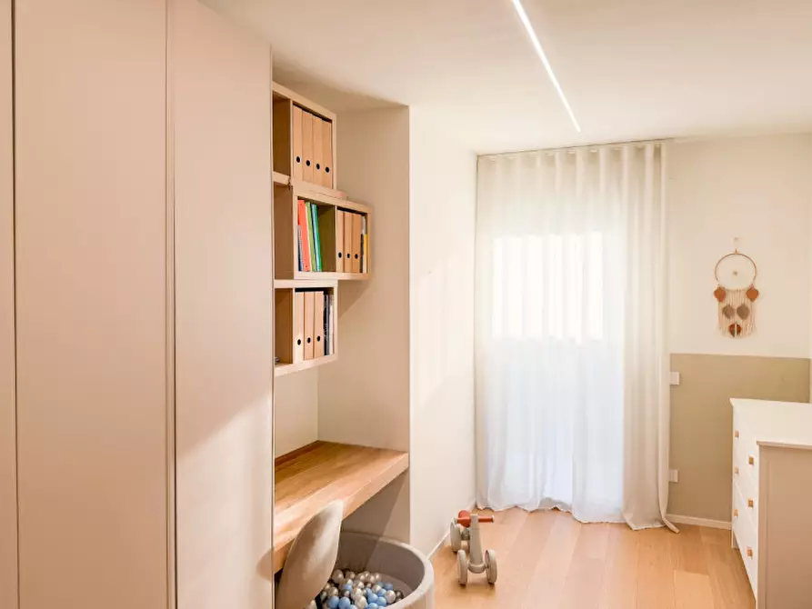 Immagine 12 di Appartamento in vendita  in Via Ugo Foscolo a Albignasego