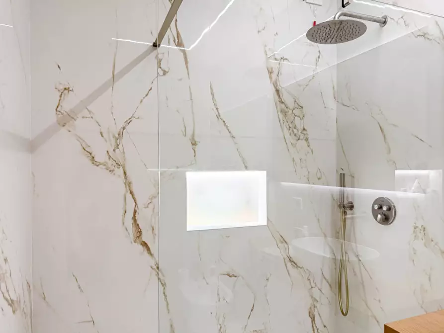 Immagine 17 di Appartamento in vendita  in Via Ugo Foscolo a Albignasego