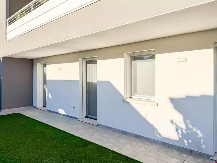 Immagine 23 di Appartamento in vendita  in Via Ugo Foscolo a Albignasego