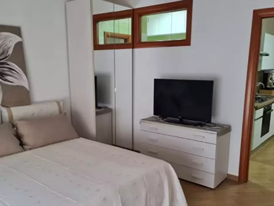 Immagine 6 di Appartamento in affitto  in corso san giovanni 1014 a Napoli