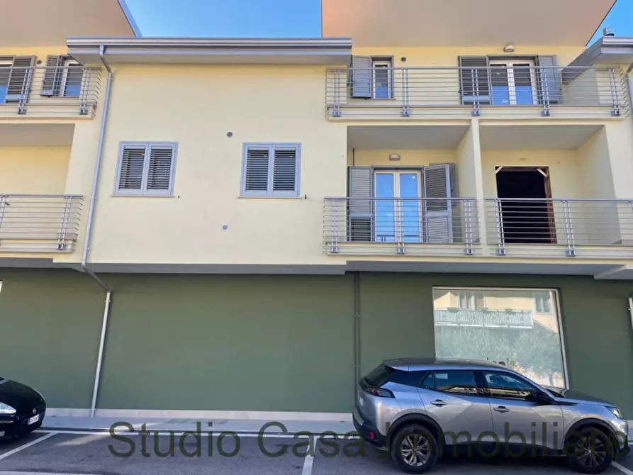 Immagine 2 di Appartamento in vendita  in Via Provinciale a Marsicovetere