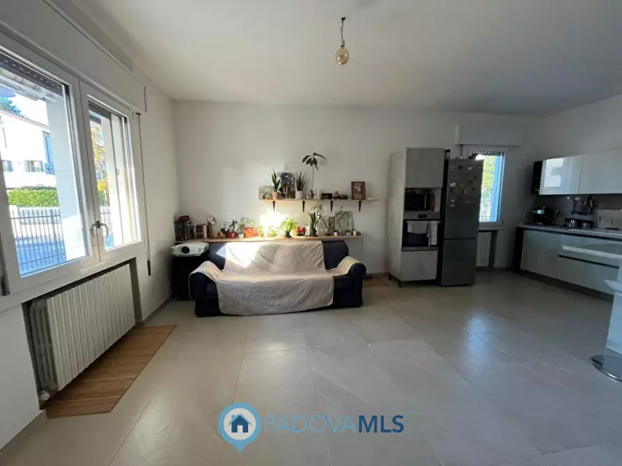 Immagine 2 di Casa bifamiliare in vendita  in Via Ronzon a Albignasego