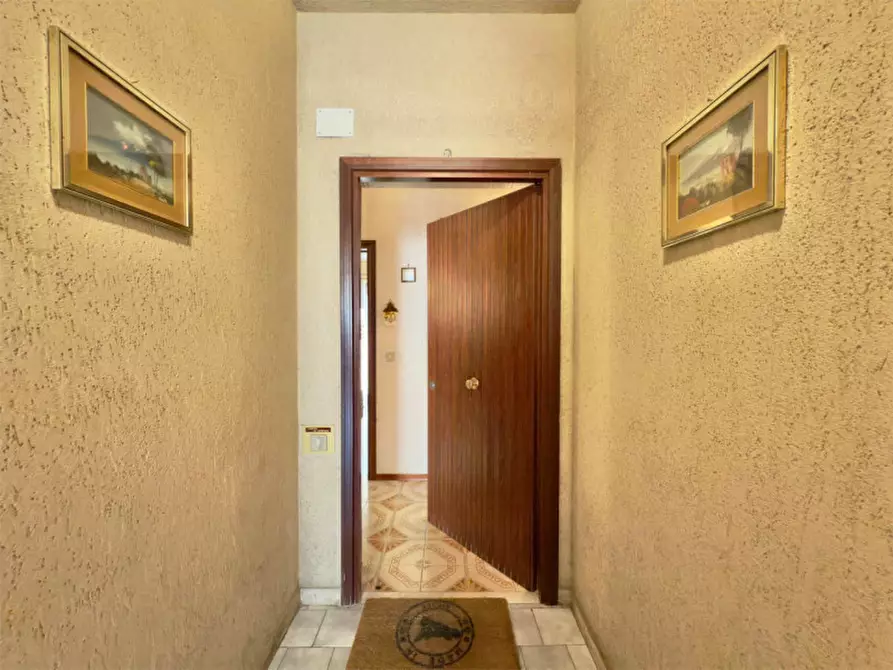 Immagine 5 di Appartamento in vendita  in VIA BENEDETTO MARCELLO a Palermo