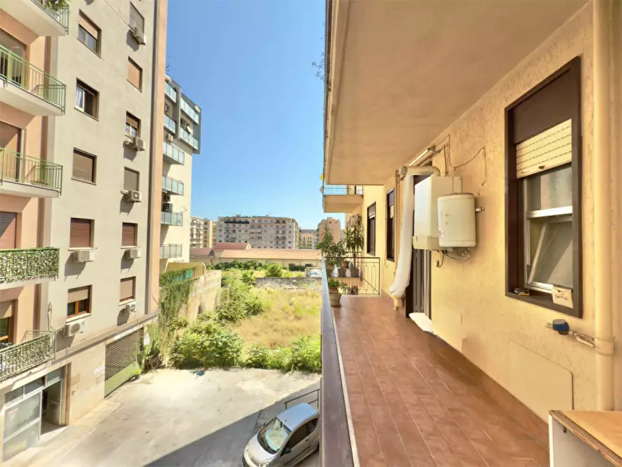 Immagine 15 di Appartamento in vendita  in VIA BENEDETTO MARCELLO a Palermo