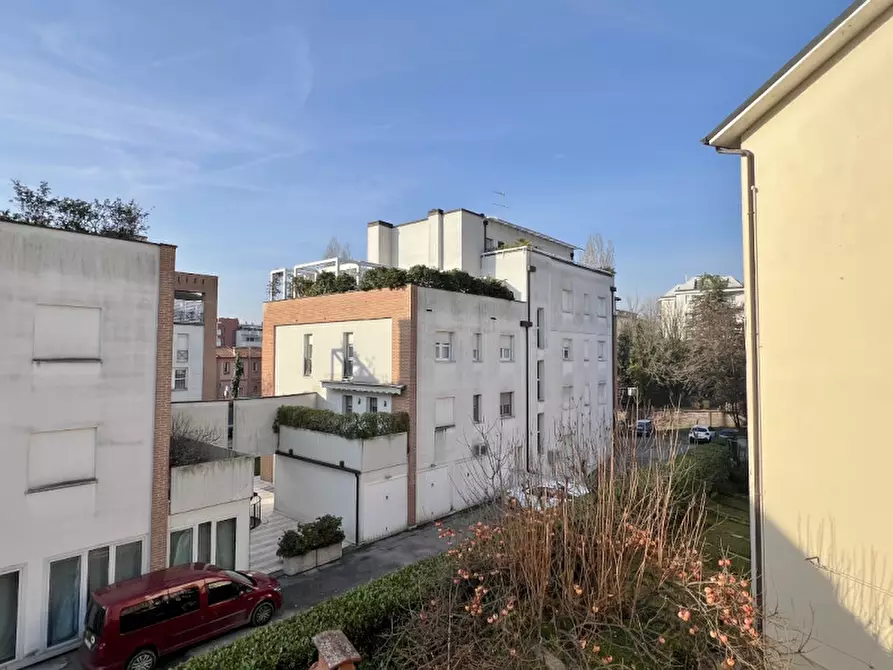 Immagine 10 di Appartamento in vendita  in via legione antonini a Vicenza