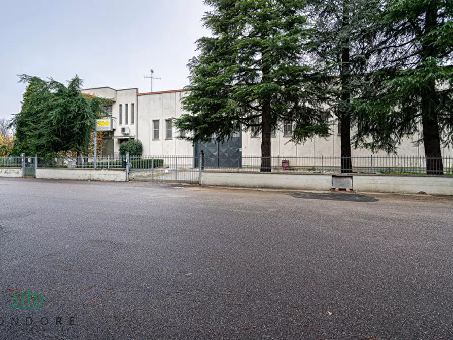 Immagine 3 di Capannone industriale in vendita  in Via Friuli a Castel San Pietro Terme