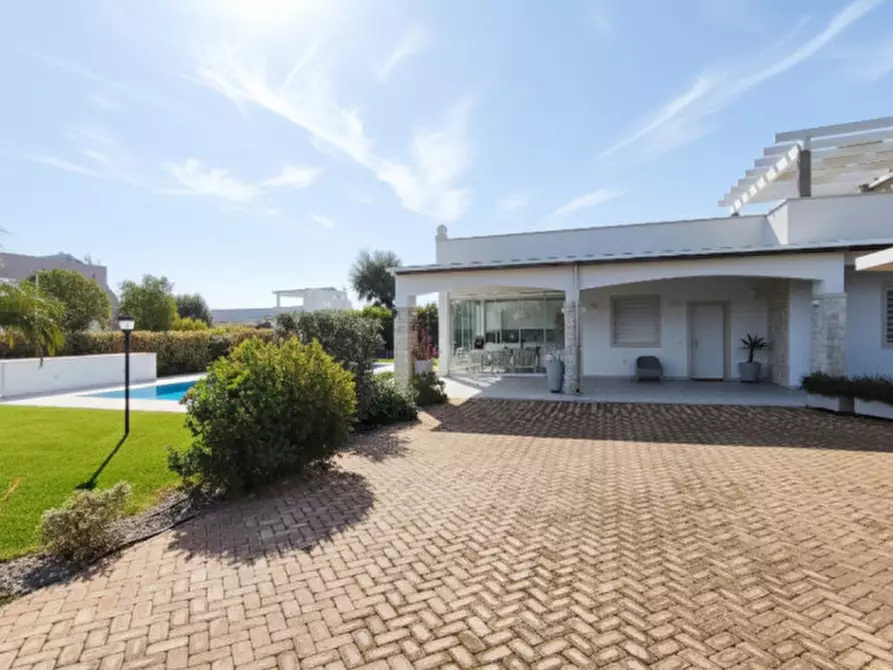 Immagine 9 di Casa bifamiliare in vendita  in Capitolo a Monopoli