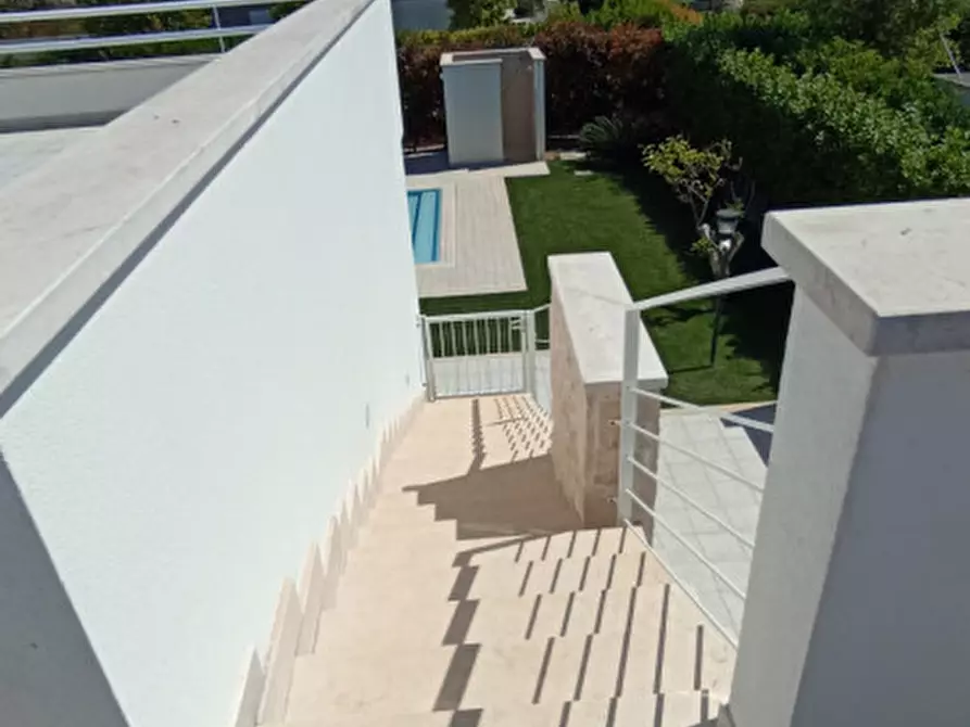 Immagine 18 di Casa bifamiliare in vendita  in Capitolo a Monopoli