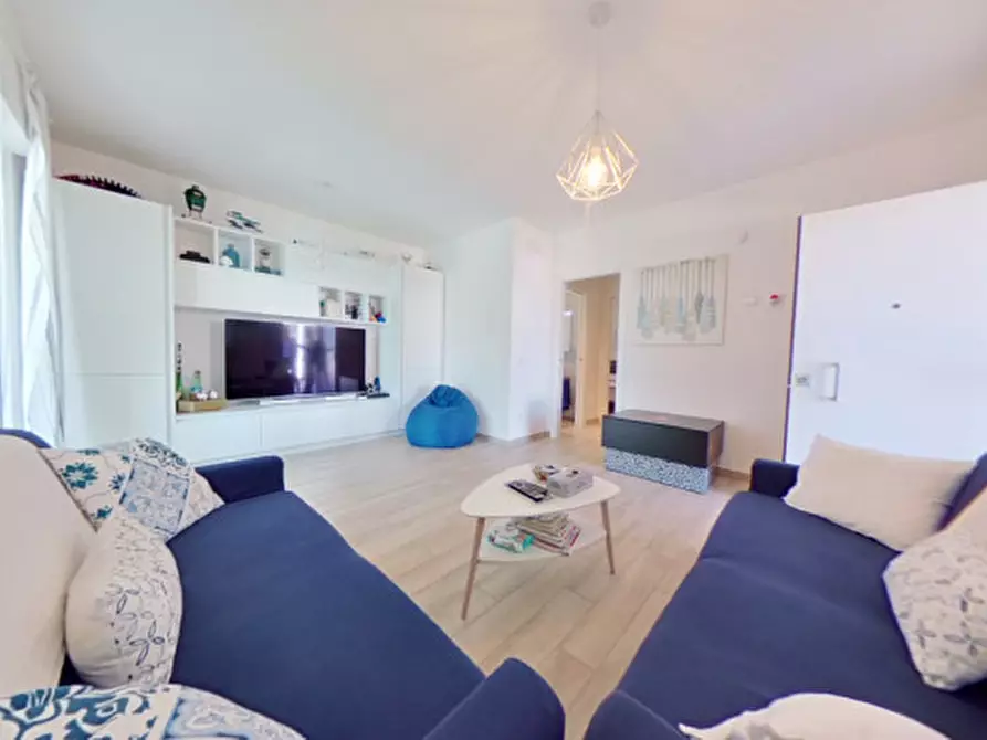 Immagine 25 di Casa bifamiliare in vendita  in Capitolo a Monopoli