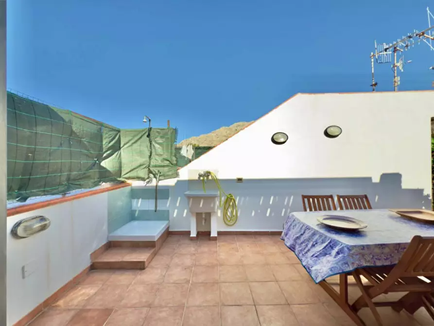 Immagine 2 di Appartamento in vendita  in VIALE DEI PINI a Isola Delle Femmine