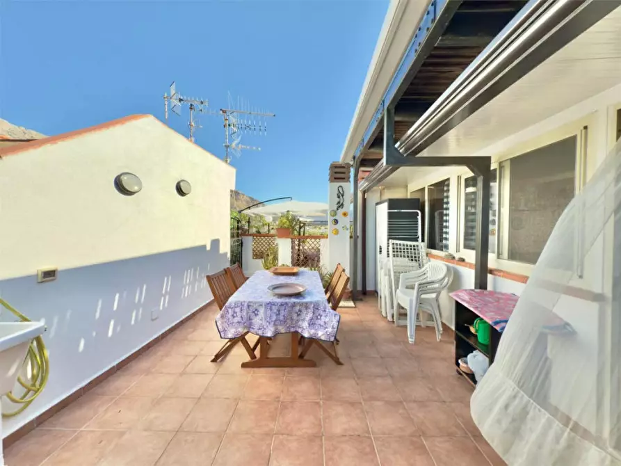 Immagine 4 di Appartamento in vendita  in VIALE DEI PINI a Isola Delle Femmine