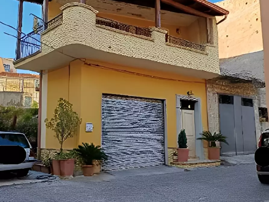 Immagine 3 di Villa in vendita  in Via dei Tessali 8 a Terranova Da Sibari