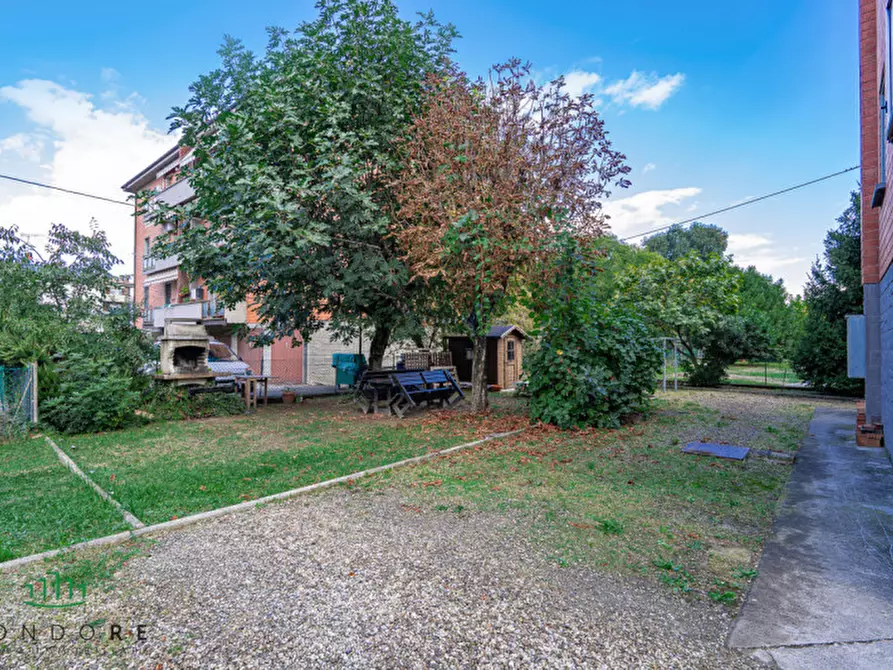 Immagine 23 di Appartamento in vendita  in Via Arbizzani a Calderara Di Reno