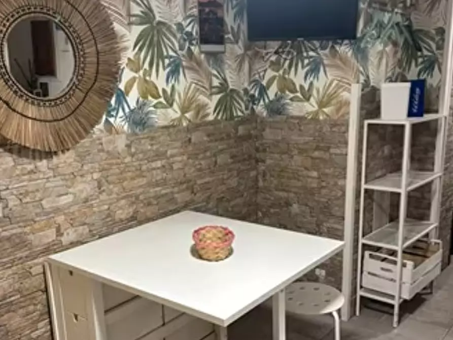 Immagine 3 di Appartamento in affitto  in corso Vittorio Emanuele 308 a Napoli