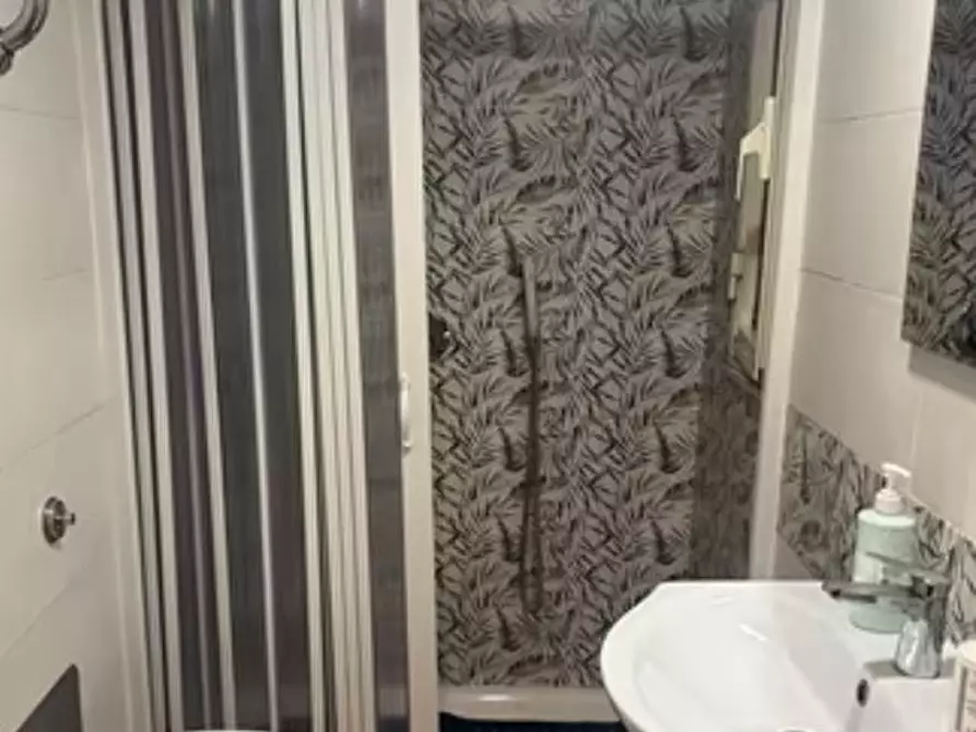 Immagine 5 di Appartamento in affitto  in corso Vittorio Emanuele 308 a Napoli