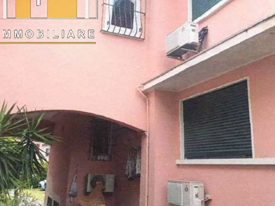 Immagine 7 di Casa bifamiliare in vendita  in via Guizza Conselvana a Padova