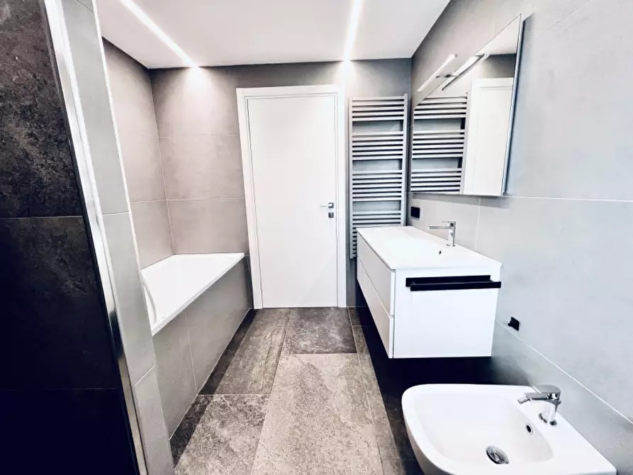 Immagine 14 di Appartamento in vendita  in via medici 44 a Trento