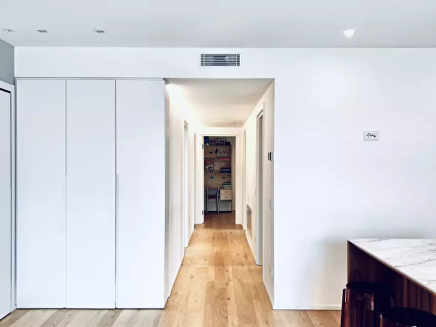 Immagine 16 di Appartamento in vendita  in via medici 44 a Trento