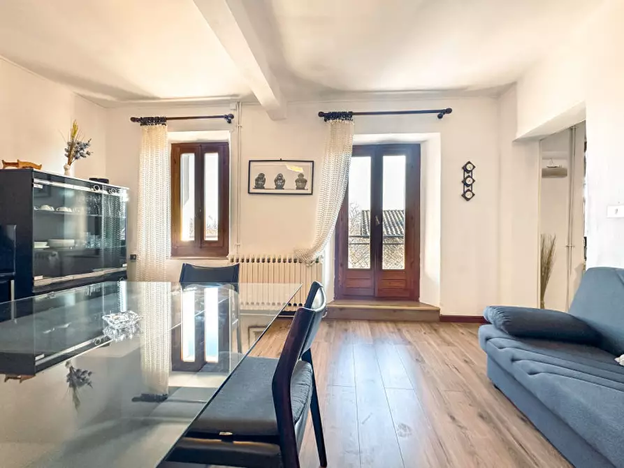 Immagine 5 di Appartamento in vendita  in via per ghiffa, 3 a Oggebbio