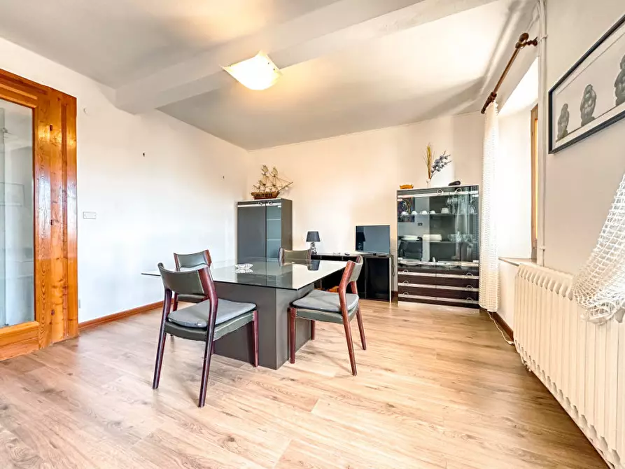 Immagine 10 di Appartamento in vendita  in via per ghiffa, 3 a Oggebbio