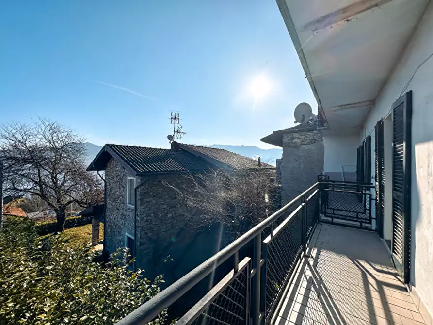 Immagine 22 di Appartamento in vendita  in via per ghiffa, 3 a Oggebbio