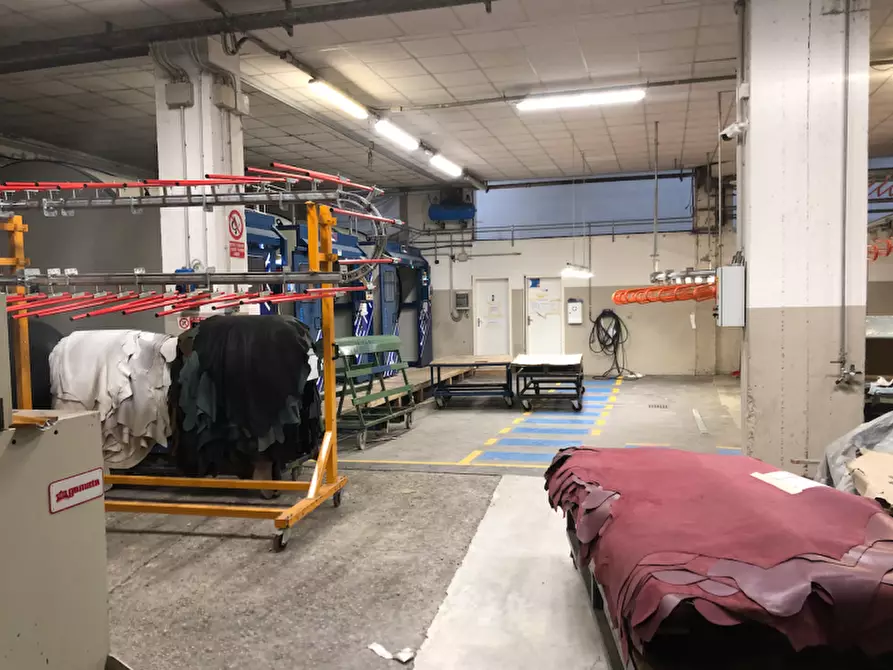 Immagine 1 di Capannone industriale in affitto  in Via Maglio a Chiampo