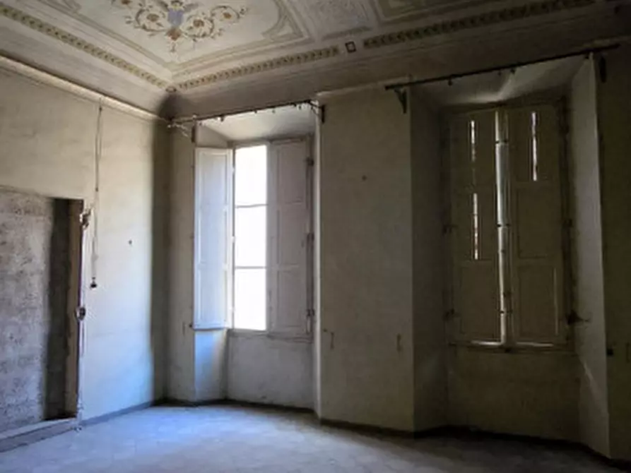 Immagine 9 di Palazzo in vendita  in Corso Giuseppe Garibaldi a Forli'