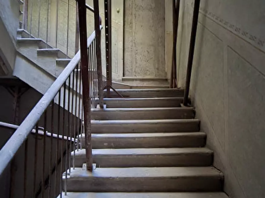 Immagine 11 di Palazzo in vendita  in Corso Giuseppe Garibaldi a Forli'