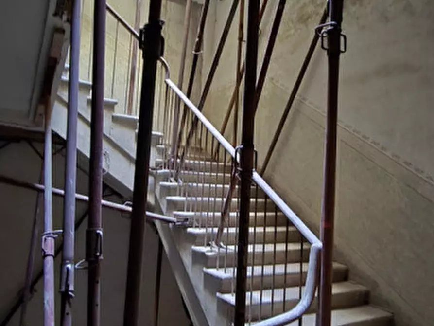 Immagine 13 di Palazzo in vendita  in Corso Giuseppe Garibaldi a Forli'