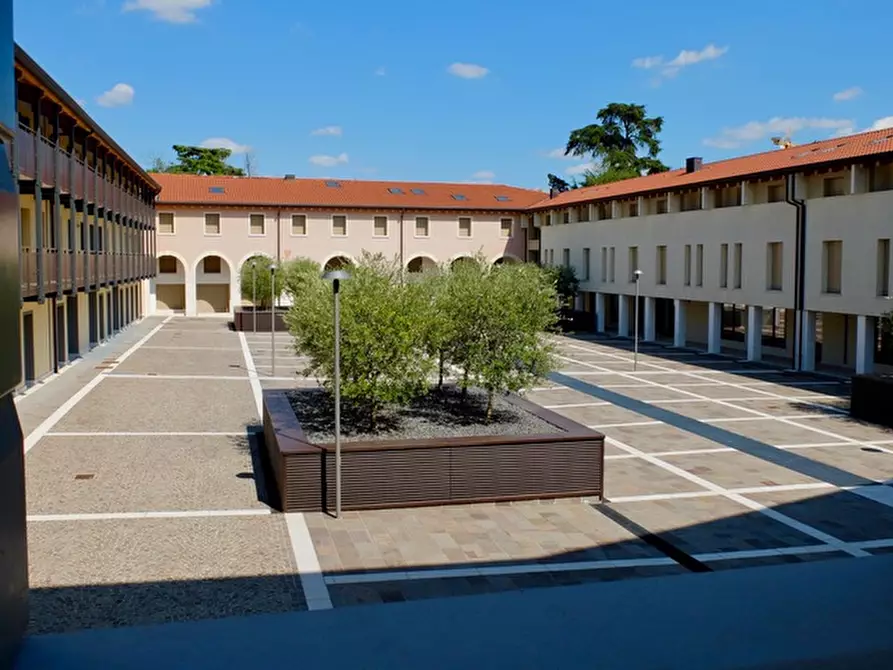 Immagine 3 di Appartamento in vendita  in Via Bastia Vecchia, 36 a Castelfranco Veneto