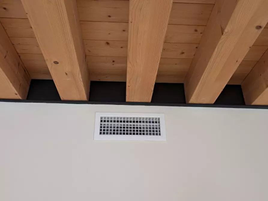 Immagine 5 di Appartamento in vendita  in Via Bastia Vecchia, 36 a Castelfranco Veneto