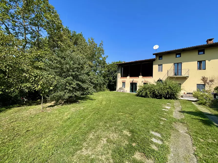 Immagine 2 di Rustico / casale in vendita  in Via Chieri 60/18 a Baldissero Torinese