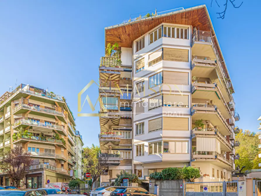 Immagine 1 di Appartamento in vendita  in Via Luigi Rizzo a Roma
