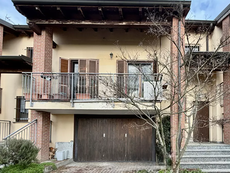 Immagine 1 di Villa in vendita  in Via San Novo 2 a Zibido San Giacomo
