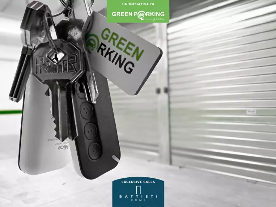 Immagine 21 di Garage in vendita  in Viale Guglielmo Marconi a Roma