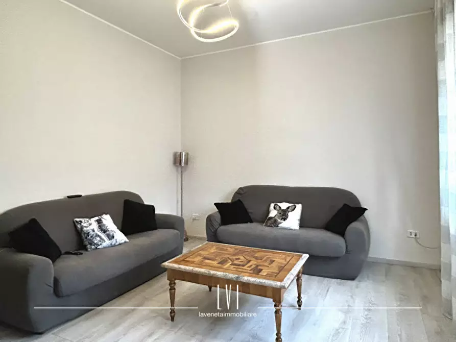 Immagine 4 di Appartamento in vendita  in terzo vicolo di via dante alighieri n.6 a Jesolo