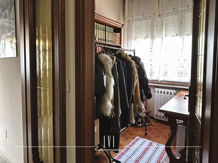 Immagine 16 di Appartamento in vendita  in terzo vicolo di via dante alighieri n.6 a Jesolo