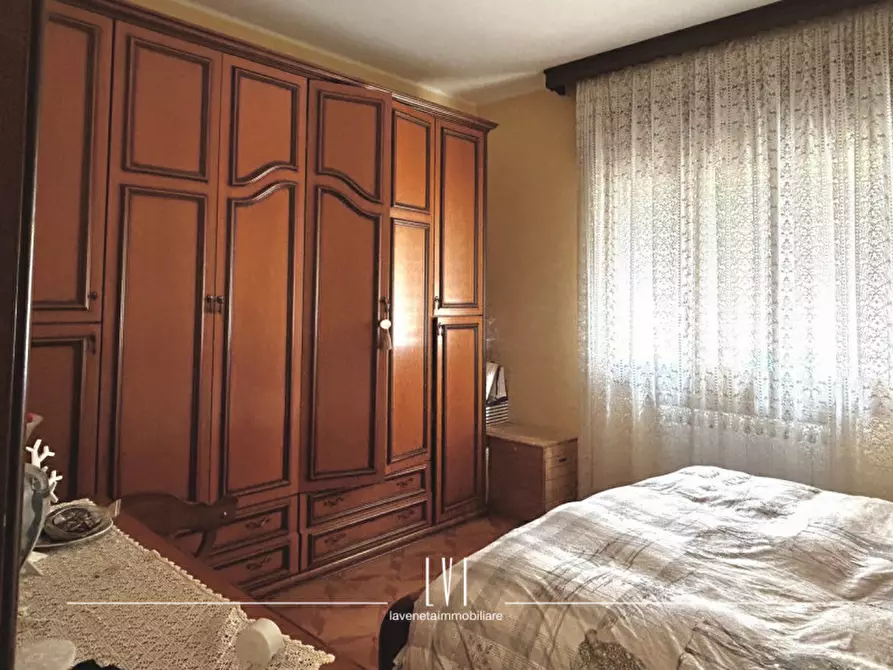 Immagine 17 di Appartamento in vendita  in terzo vicolo di via dante alighieri n.6 a Jesolo