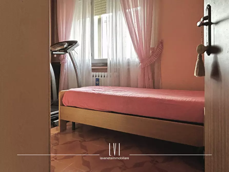 Immagine 19 di Appartamento in vendita  in terzo vicolo di via dante alighieri n.6 a Jesolo