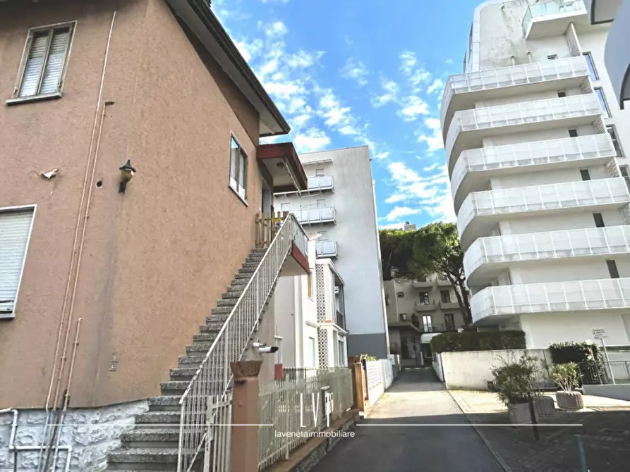 Immagine 28 di Appartamento in vendita  in terzo vicolo di via dante alighieri n.6 a Jesolo