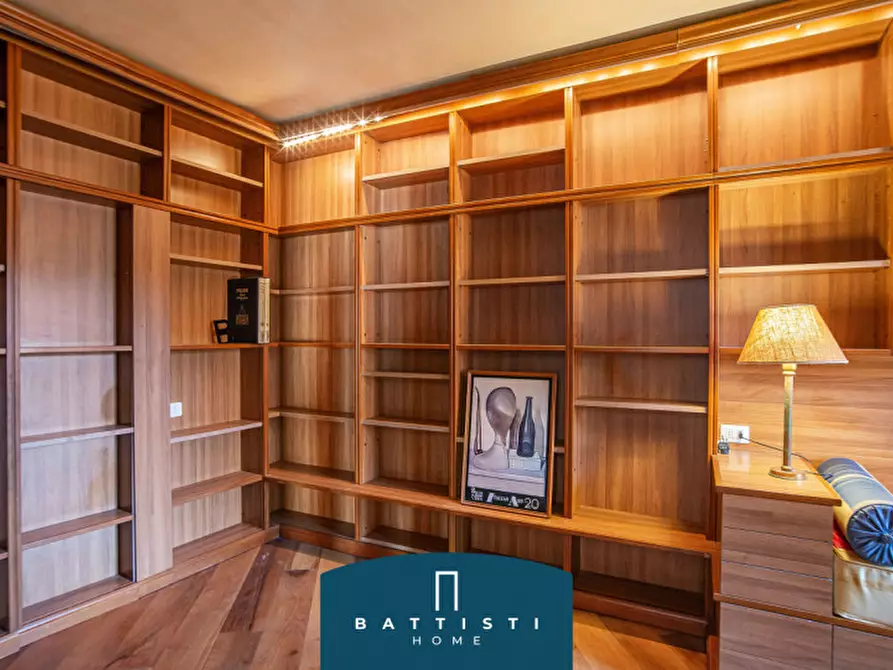 Immagine 10 di Attico in affitto  in Via del Pellegrino a Roma