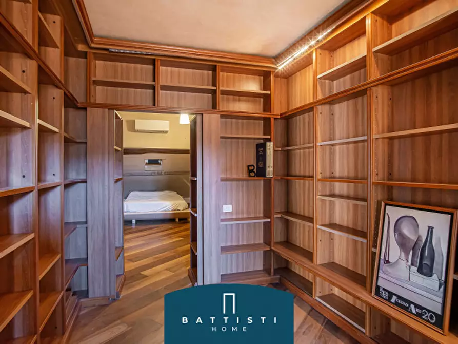 Immagine 18 di Attico in affitto  in Via del Pellegrino a Roma