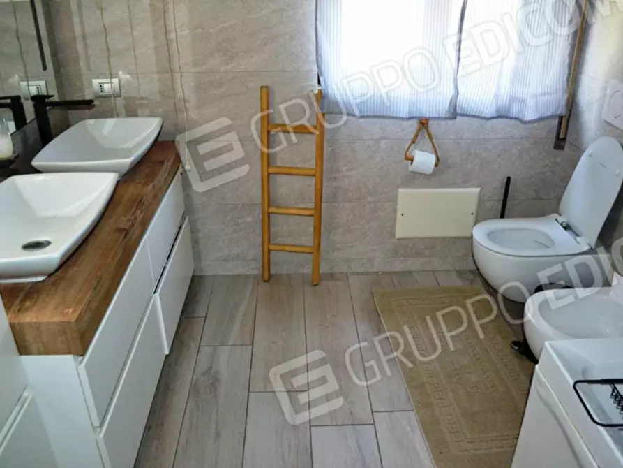 Immagine 14 di Appartamento in vendita  in Via Monsignor Fontana 21 a Isola Della Scala