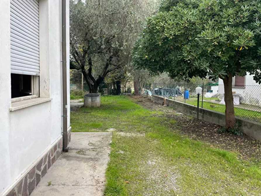 Immagine 1 di Casa indipendente in vendita  in via cesenatico a Cesenatico