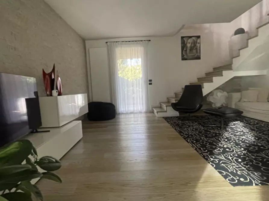 Immagine 4 di Casa trifamiliare in vendita  in Via Giovanni Someda a Padova
