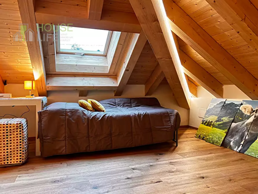 Immagine 14 di Casa bifamiliare in vendita  in via XXVII aprile a Roana