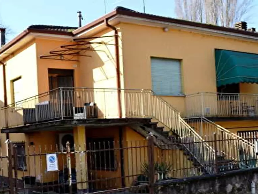 Immagine 2 di Appartamento in vendita  in Via Monsignor Fontana 21 a Isola Della Scala