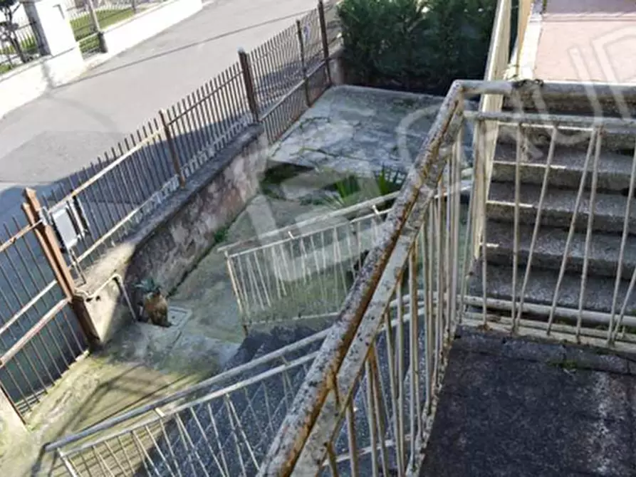 Immagine 11 di Appartamento in vendita  in Via Monsignor Fontana 21 a Isola Della Scala