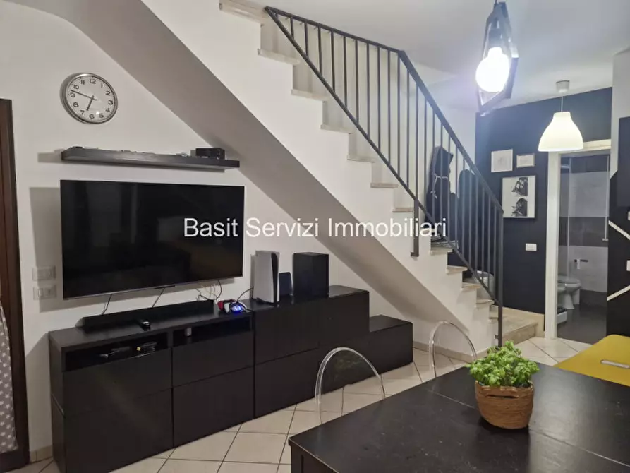 Immagine 2 di Appartamento in vendita  in Via Piglio a Roma